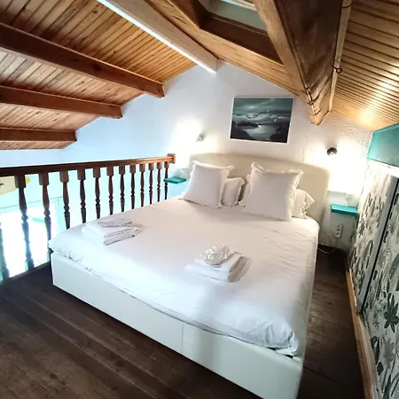 Embarquement Au Marine Du Soleil * Patrimonio